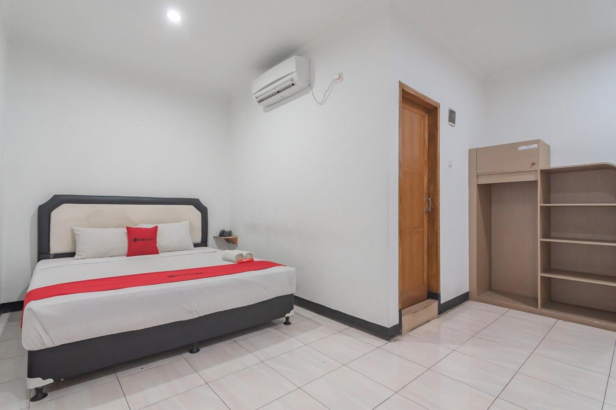 Reddoorz Near Sukabumi Station 2 Ξενοδοχείο Εξωτερικό φωτογραφία