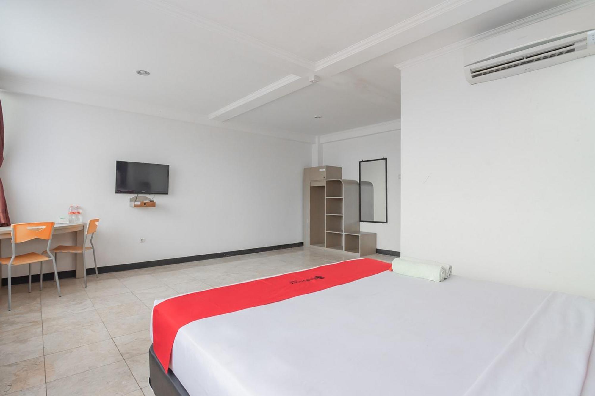 Reddoorz Near Sukabumi Station 2 Ξενοδοχείο Εξωτερικό φωτογραφία